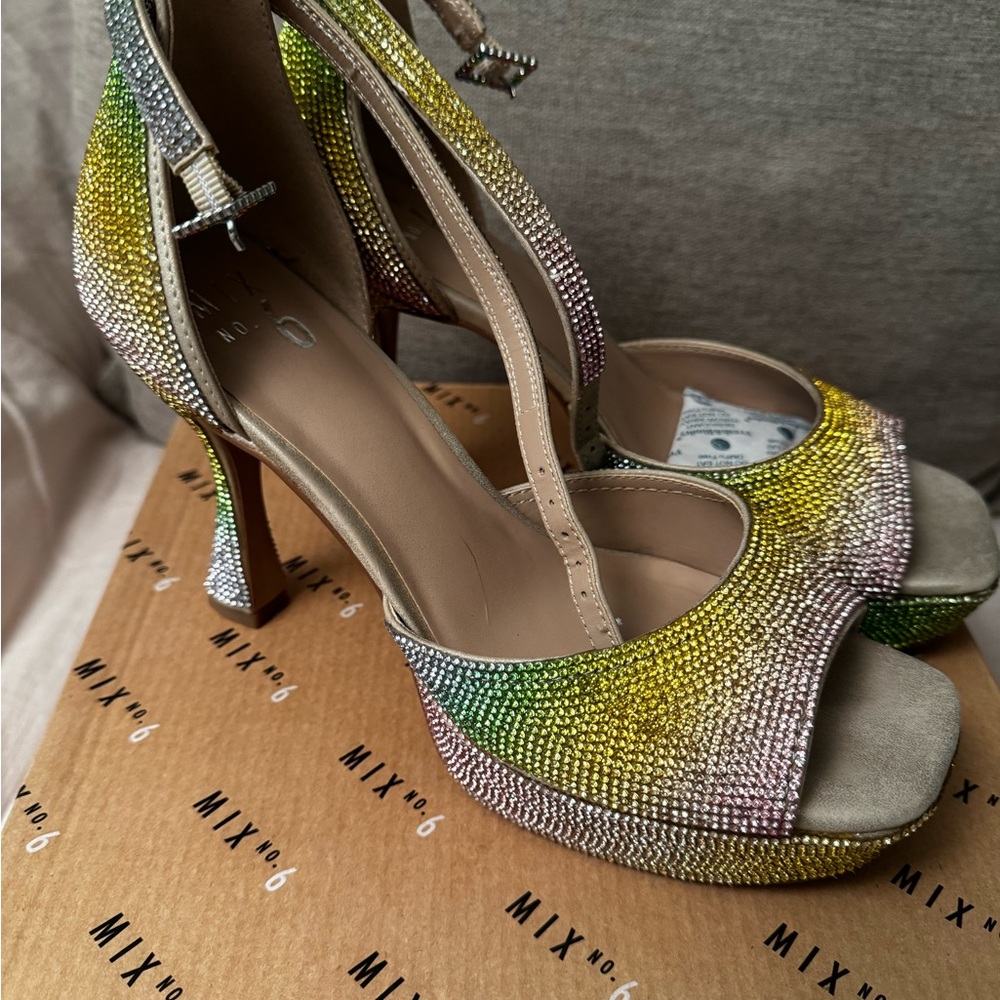 Mix No. 6 Rhinestone Rainbow Platform Heels Pink Valentines 7.5 EUC
